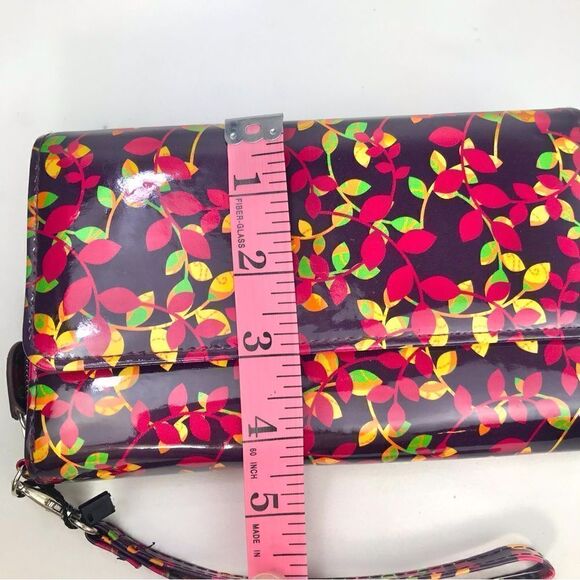 Mundi Burgundy Leaf Pattern Zip Safe Keeper Theft Protect Flap Wristlet Wallet - Picture 7 of 16